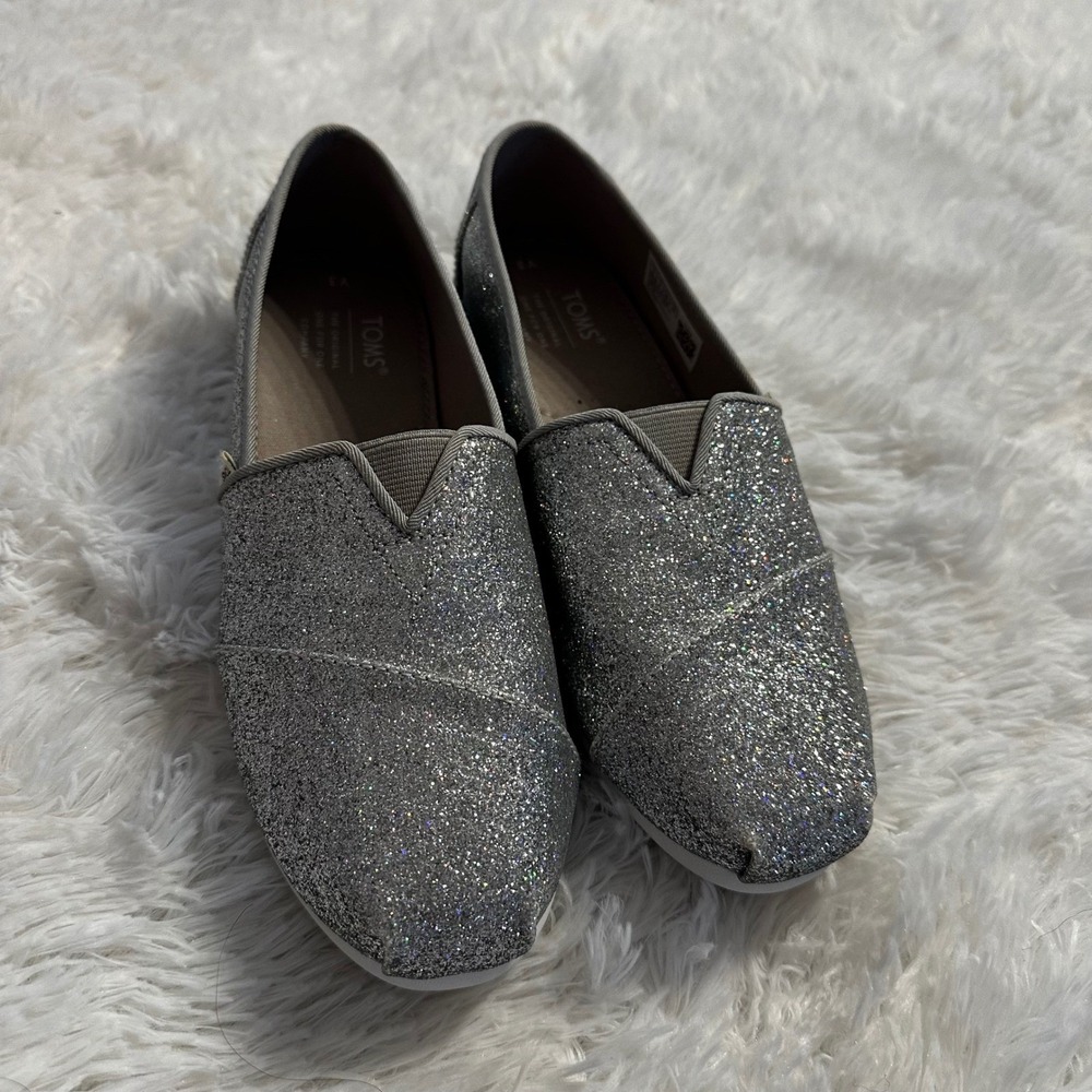 TOMS Glitter Slip On Shoes YOUTH little girls Size 3 Silver Sparkle Casual Flats - Picture 8 of 8